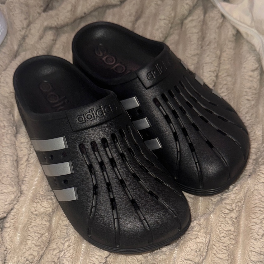 Adidas Women Black and Silver Slip-On Sandals